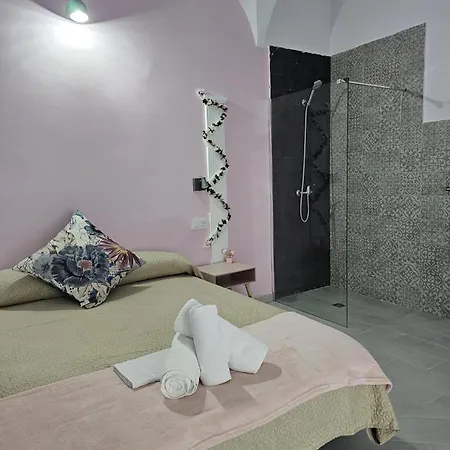 Πανσιόν Imperial Centro 3*