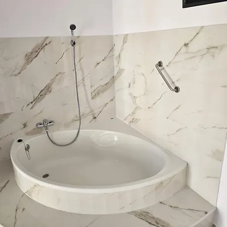 Imperial Centro 3* Μέριδα